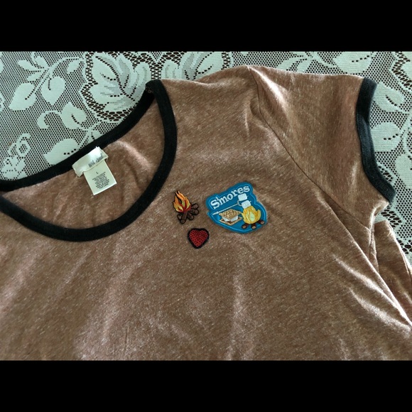 ⭐️Wet Seal S’mores Ringer Tee - Picture 2 of 4